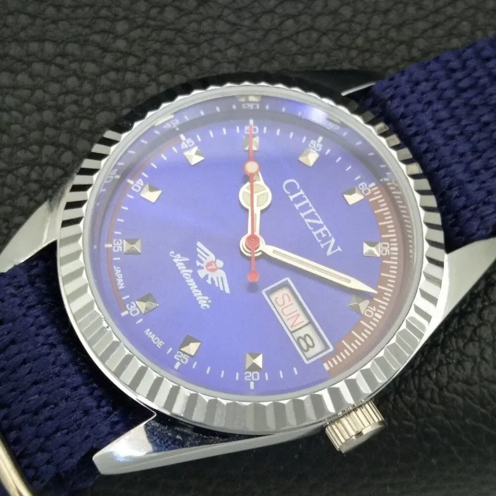 Vintage 1984 Citizen Automatic Mens Silver Watch W/daydate & Blue accents